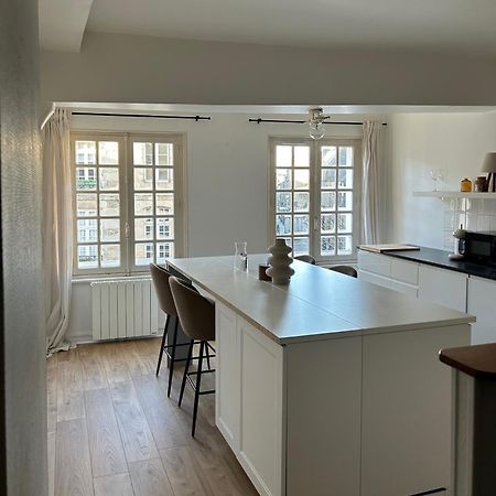 Spacieux Appartement Au Coeur Du Centre Historique De دينان المظهر الخارجي الصورة